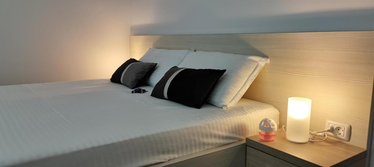 Apartamento Mike Studio Mamaia Nord Năvodari Exterior foto