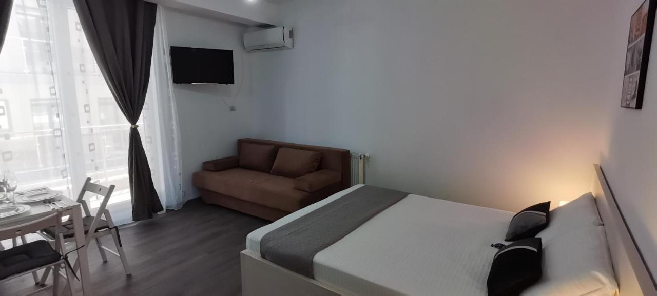 Apartamento Mike Studio Mamaia Nord Năvodari Exterior foto